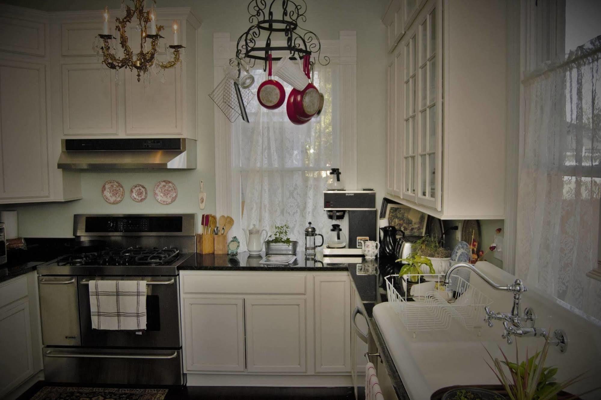 The Guest House At Gulfport Landing Extérieur photo